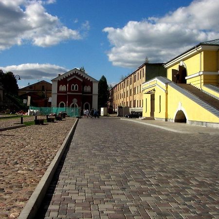Picturesque Apartment Into Antique Fortress Даугавпилс Стая снимка